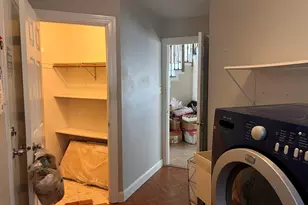 9848 S Beverly Ave, Chicago, IL 60643 - Photo 11