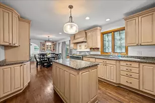 860 Heather Rd, Deerfield, IL 60015 - Photo 23