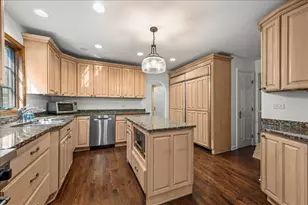 860 Heather Rd, Deerfield, IL 60015 - Photo 21