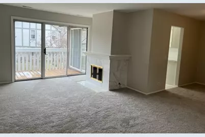1437 Clairmont Court #200, Vernon Hills, IL 60061 - Photo 29