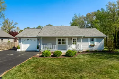 370 Woodlake Road, Eldorado, IL 62930 - Photo 1