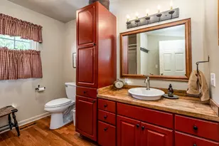 370 Woodlake Rd, Eldorado, IL 62930 - Photo 21