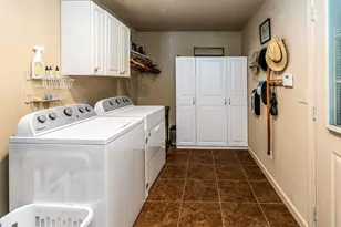 370 Woodlake Rd, Eldorado, IL 62930 - Photo 29