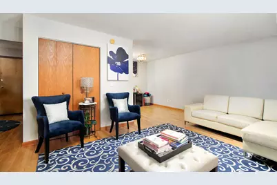 914 N Austin Boulevard #C-9, Oak Park, IL 60302 - Photo 3