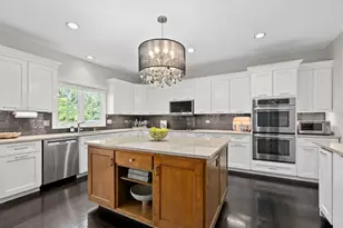 1950 Elmore Ave, Downers Grove, IL 60515 - Photo 7