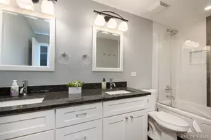 10600 S Brooklodge Ln, Palos Hills, IL 60465 - Photo 21