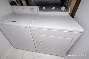 8300 Christiana Ave, Skokie, IL 60076 - Photo 13