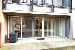 6010 Oakwood Dr, Lisle, IL 60532 - Photo 11