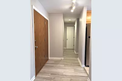 6010 Oakwood Drive #1H, Lisle, IL 60532 - Photo 3