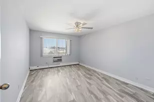 3 Villa Verde Dr, Buffalo Grove, IL 60089 - Photo 15