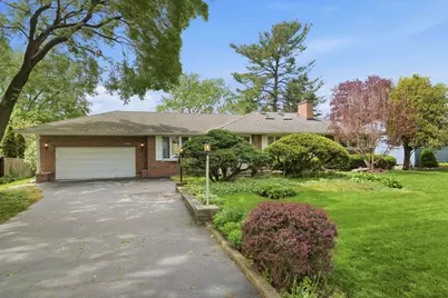 3934 Elm Street, Downers Grove, IL 60515 - Photo 1