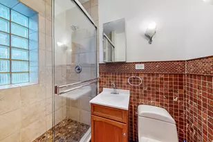 3843 W Addison St, Chicago, IL 60618 - Photo 21