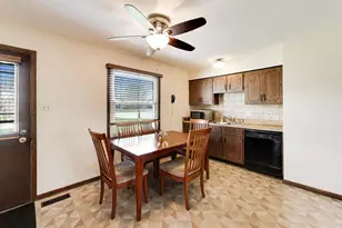 12044 S Holmberg Ct, Alsip, IL 60803 - Photo 11