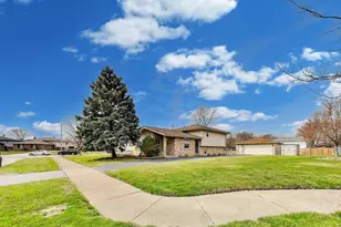 12044 S Holmberg Ct, Alsip, IL 60803 - Photo 5