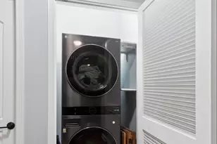 420 E Waterside Dr, Chicago, IL 60601 - Photo 9