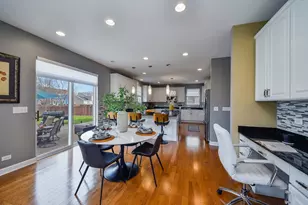 3022 Longcommon Pkwy, Elgin, IL 60124 - Photo 15