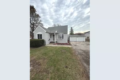 2209 Douglas Avenue, Des Plaines, IL 60018 - Photo 1
