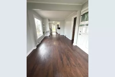 2209 Douglas Avenue, Des Plaines, IL 60018 - Photo 5