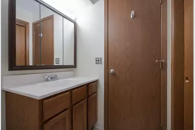5447 W Lawrence Avenue #203, Chicago, IL 60630 - Photo 21