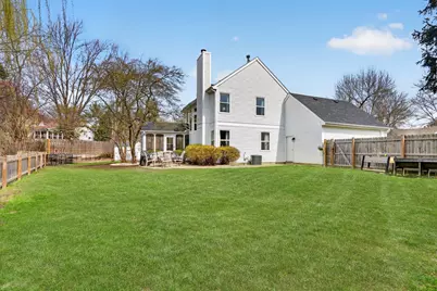 231 Lenox Court, Grayslake, IL 60030 - Photo 37