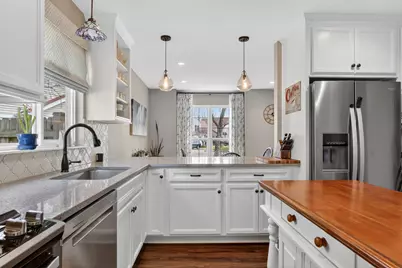 231 Lenox Court, Grayslake, IL 60030 - Photo 13