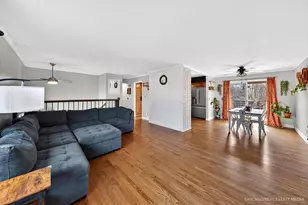 1214 Jill Peak Dr, Sleepy Hollow, IL 60118 - Photo 7