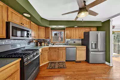 1214 Jill Peak Drive, Sleepy Hollow, IL 60118 - Photo 3