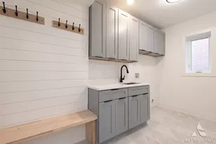 8416 Mansfield Ave, Burbank, IL 60459 - Photo 21