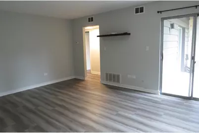 6182 Pinewood Court #107, Willowbrook, IL 60527 - Photo 3