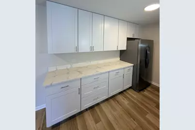 720 Wellington Avenue #219, Elk Grove Village, IL 60007 - Photo 5