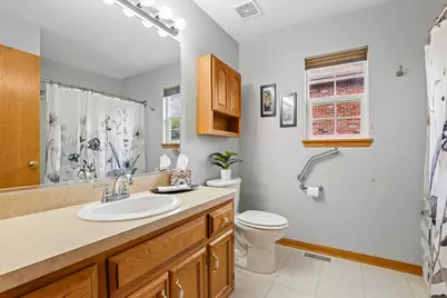 16608 Karen Springs Drive, Lockport, IL 60441 - Photo 13