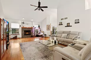 16608 Karen Springs Dr, Lockport, IL 60441 - Photo 3