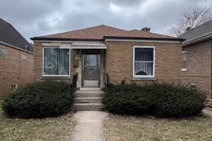 3136 N Oak Park Ave, Chicago, IL 60634 - Photo 1