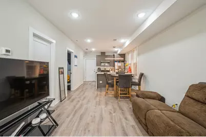 2237 S Sacramento Avenue #2, Chicago, IL 60623 - Photo 3