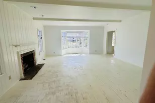 124 W Crystal Lake Ave S, Crystal Lake, IL 60014 - Photo 3