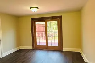 124 W Crystal Lake Ave S, Crystal Lake, IL 60014 - Photo 9