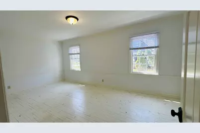 124 W Crystal Lake Avenue S, Crystal Lake, IL 60014 - Photo 11