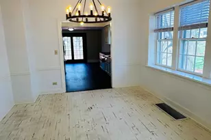 124 W Crystal Lake Ave S, Crystal Lake, IL 60014 - Photo 5