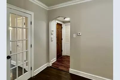 8204 S Exchange Avenue, Chicago, IL 60617 - Photo 11