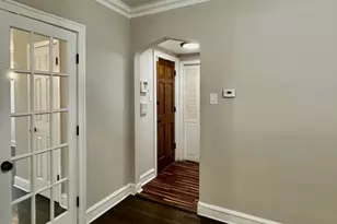 8204 S Exchange Ave, Chicago, IL 60617 - Photo 11