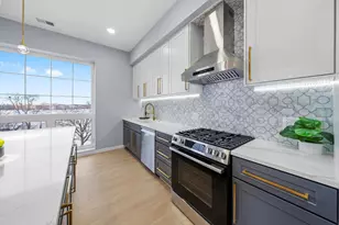 5830 N Lincoln Ave, Chicago, IL 60659 - Photo 3