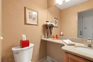 18W276 Holly Ave, Darien, IL 60561 - Photo 11