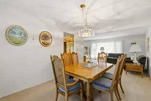 18W276 Holly Ave, Darien, IL 60561 - Photo 5