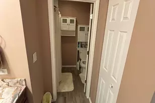 2179 N Queensburg Ln, Palatine, IL 60074 - Photo 19