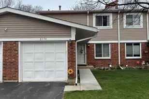 2179 N Queensburg Ln, Palatine, IL 60074 - Photo 3