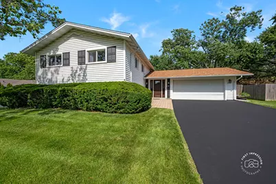 2S545 Lloyd Avenue, Lombard, IL 60148 - Photo 1