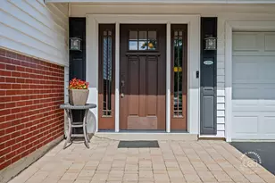 2S545 Lloyd Ave, Lombard, IL 60148 - Photo 3