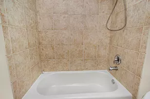 1500 W Monroe St, Chicago, IL 60607 - Photo 11