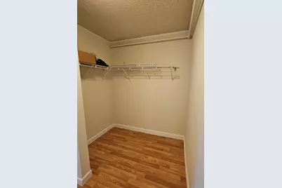 111 W Maple Street #912, Chicago, IL 60610 - Photo 9