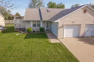 104 Susan Dr, Dwight, IL 60420 - Photo 3